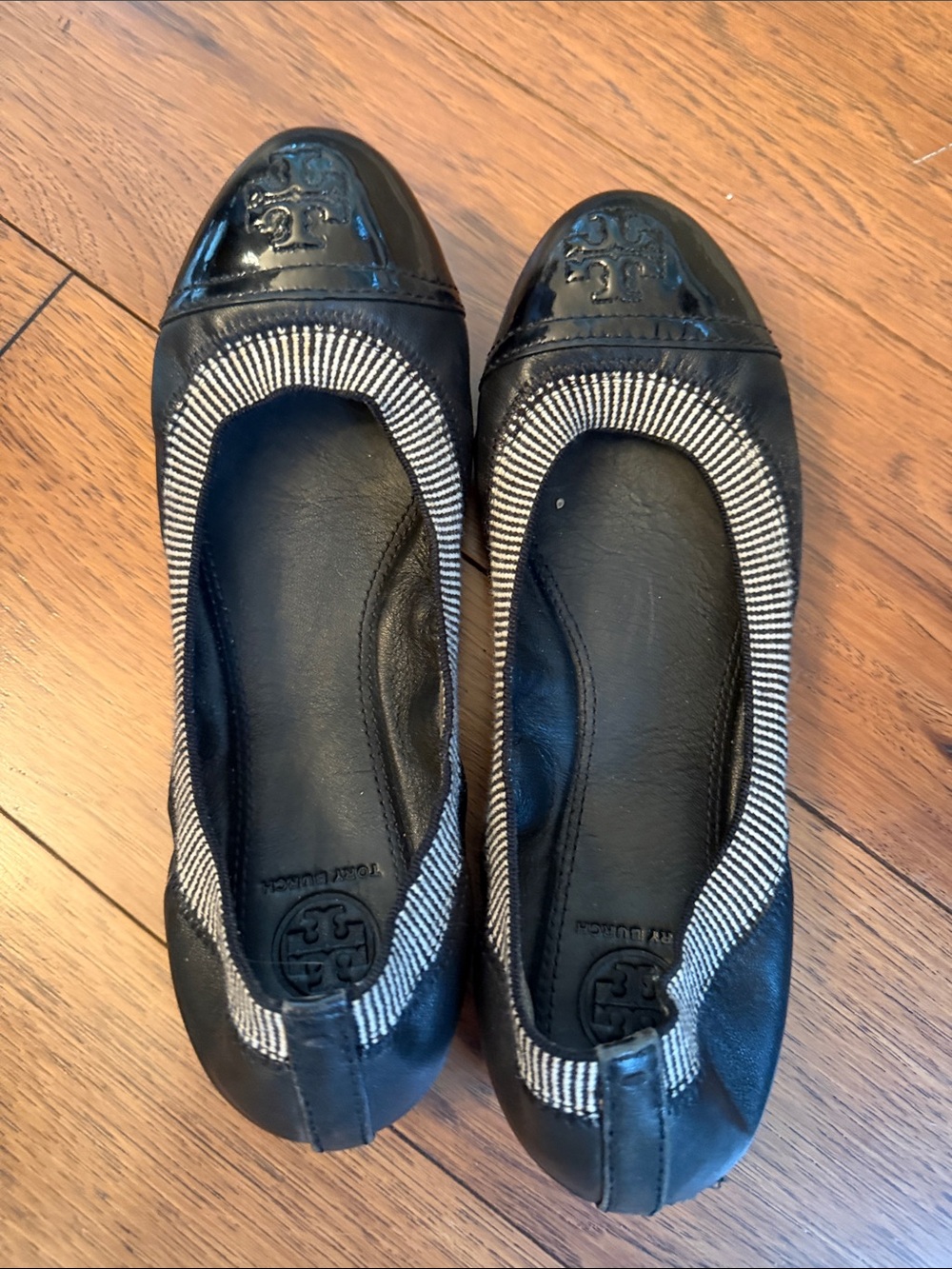 Authentic Tory Burch Black Logo Cap-Toe Ballet Flats